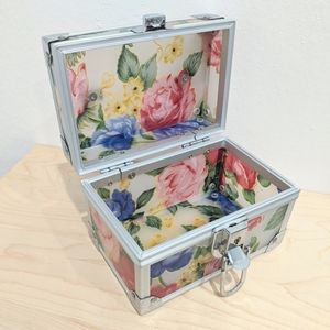Jewelry Box Storage Makeup Box Organizer with Keys